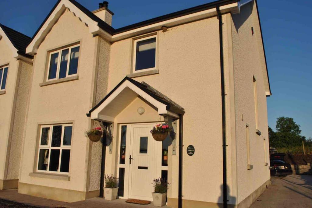 Swallow Lane, Enniskillen, Co Fermanagh, 5* Chic 빌라 외부 사진